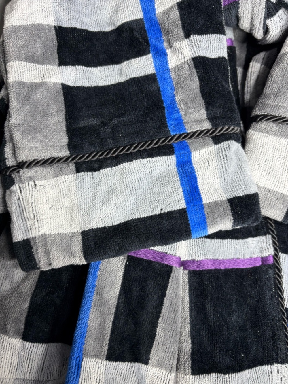 Robert Graham Black Robe with Purple Script Embroidery - Picture 11 of 12